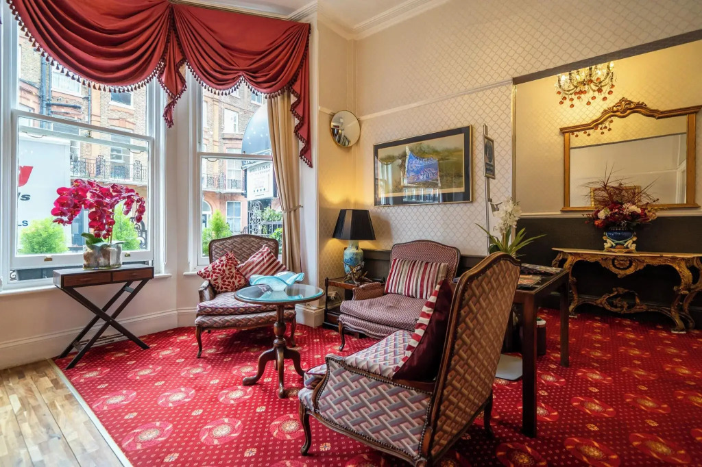 Hotel La Place
