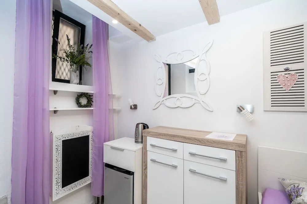 Lavender Room