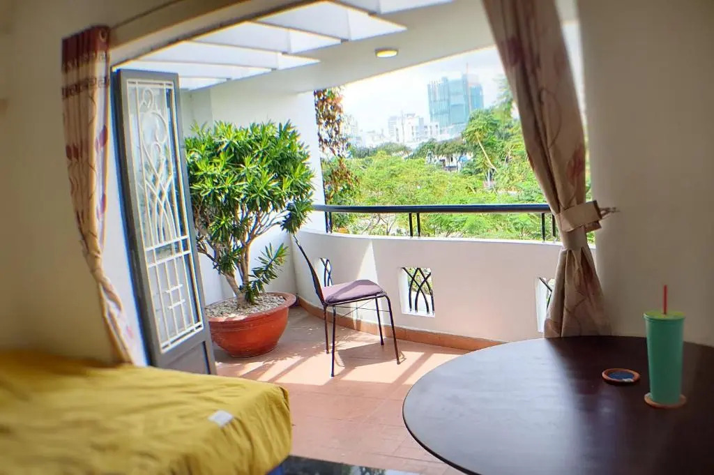 Riverhome Saigon Apartments