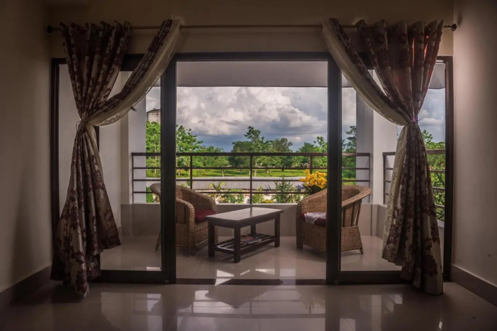 Hotel Aatreyee