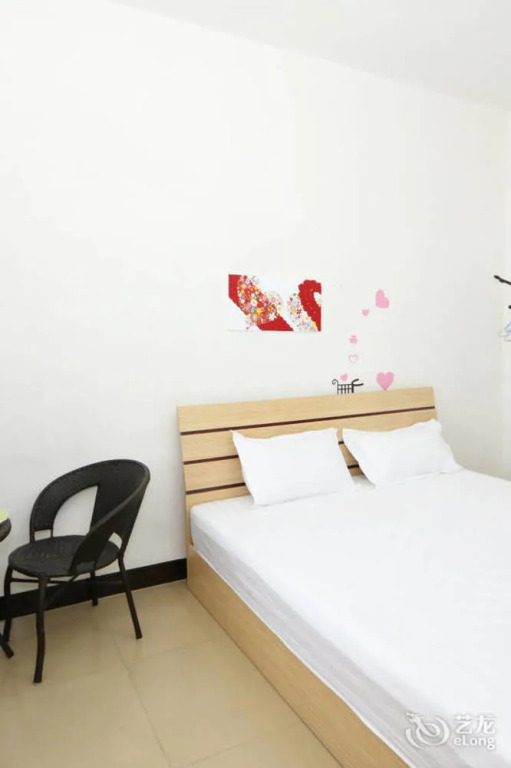 Happiness Apartment