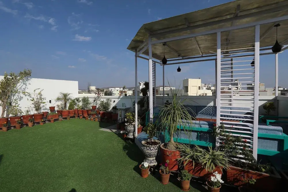 Banipark Service Apartment