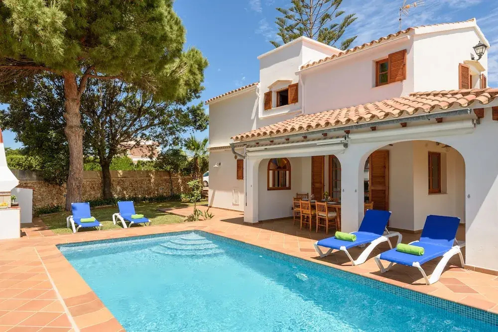 Villa Elena by Mauter Villas