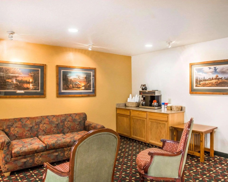 Birch Hill Suites Dayton-WP AFB