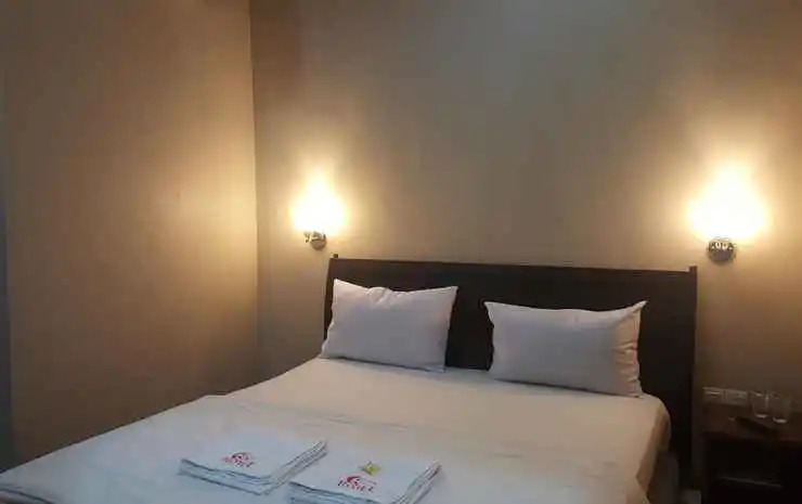 Qadira Hotel