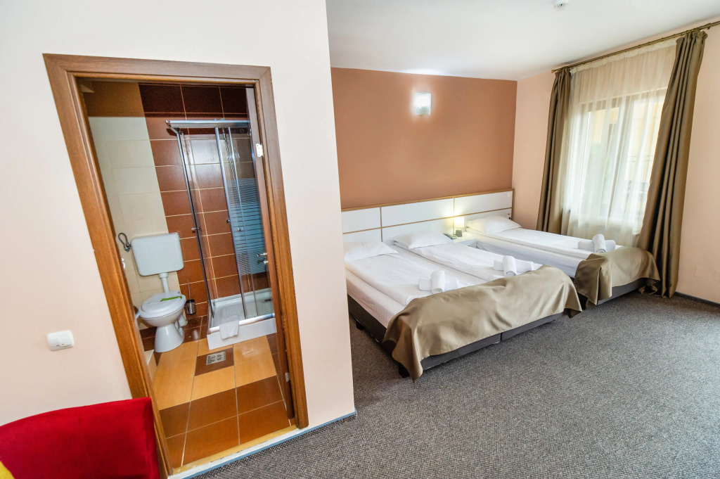 Long Street Hotel