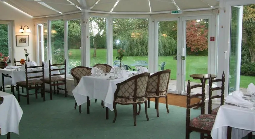 Rosehill Manor