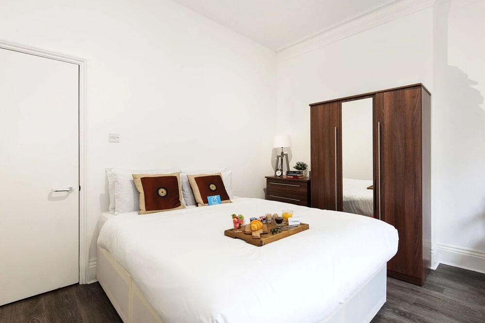 Modern Cheshire Court Nest - NBS
