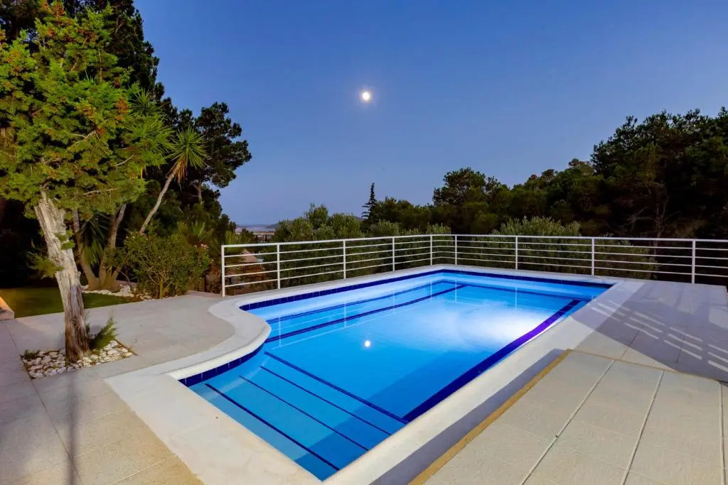 Villa in Ibiza Town, sleeps 6 - Can Damia