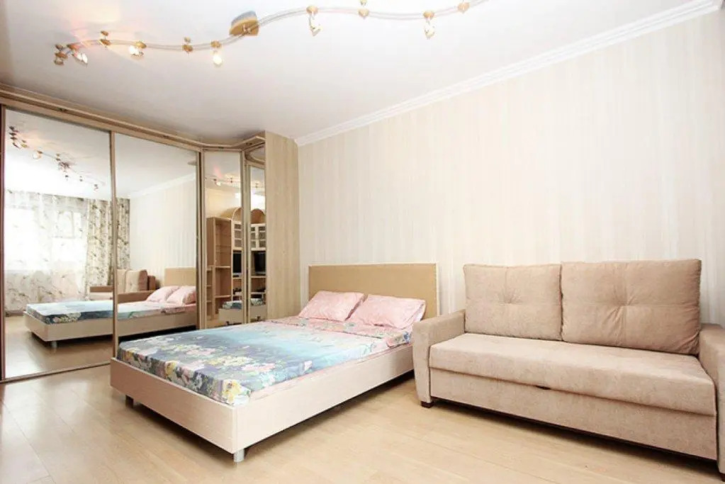 Улучшенные апартаменты «ApartLux Академическая»