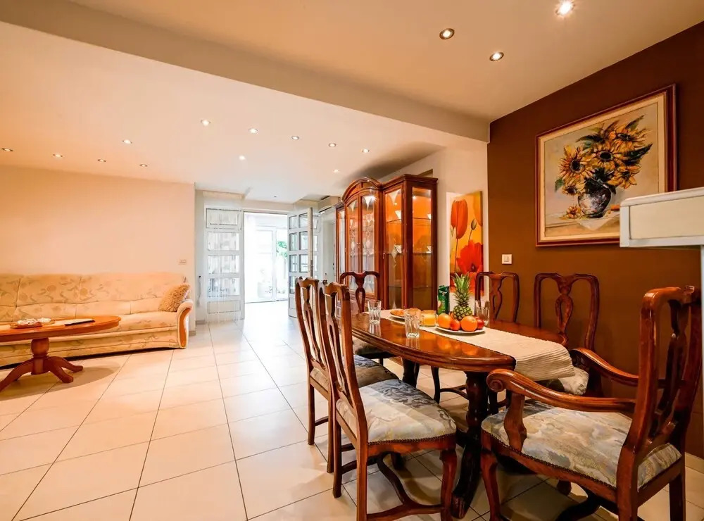 Classic and Smart Rovinj Apartment With Terrace