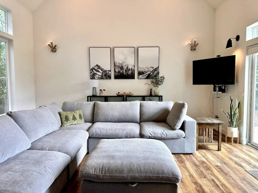 Icicle Haus 4 Bedroom Home