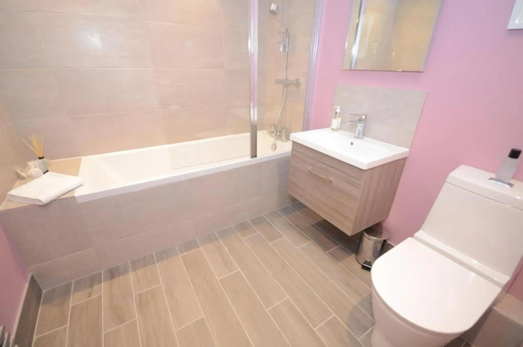 Lucy's Lodge- Most Stylish Apartment On Vibrant Bishy Road