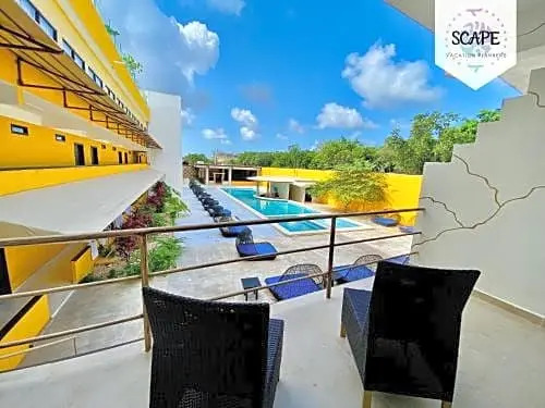 Hotel Suites DLT