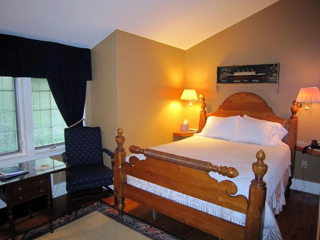 Strong House Inn
