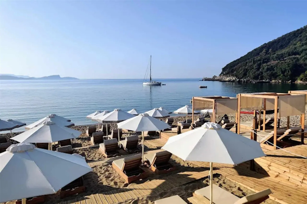 Enjoy Lichnos Bay Village, Camping, Hotel and Apartments