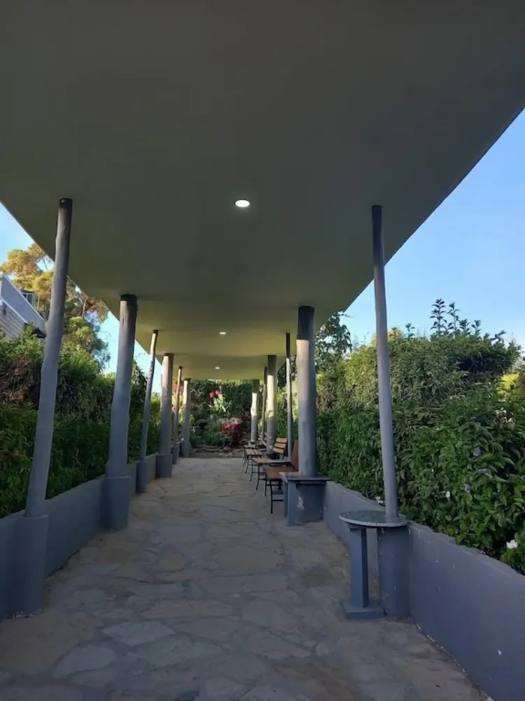 Olempiaus Gardens Hotel