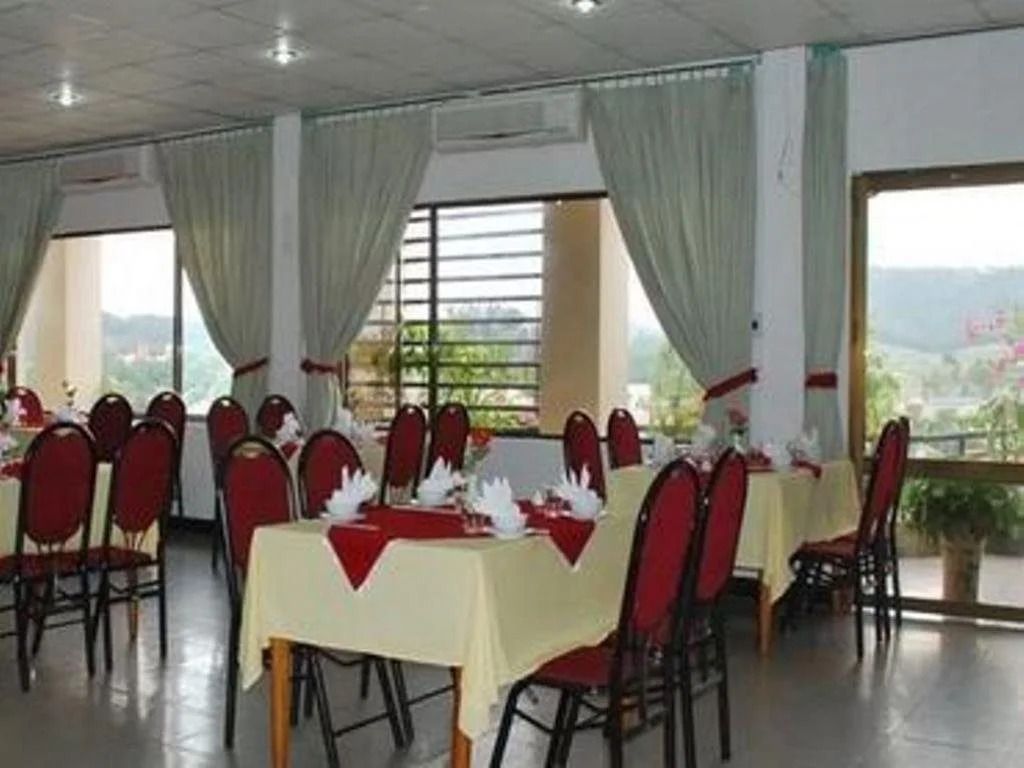 Ngu Binh Hue Hotel
