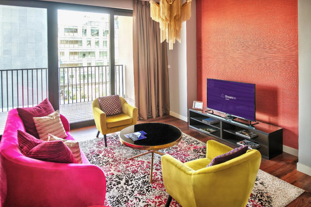 Dream Inn - City Walk 3 Bed Stunning Apartment