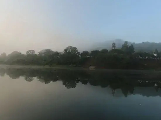 Yuxian Yangyue Caotang Homestay
