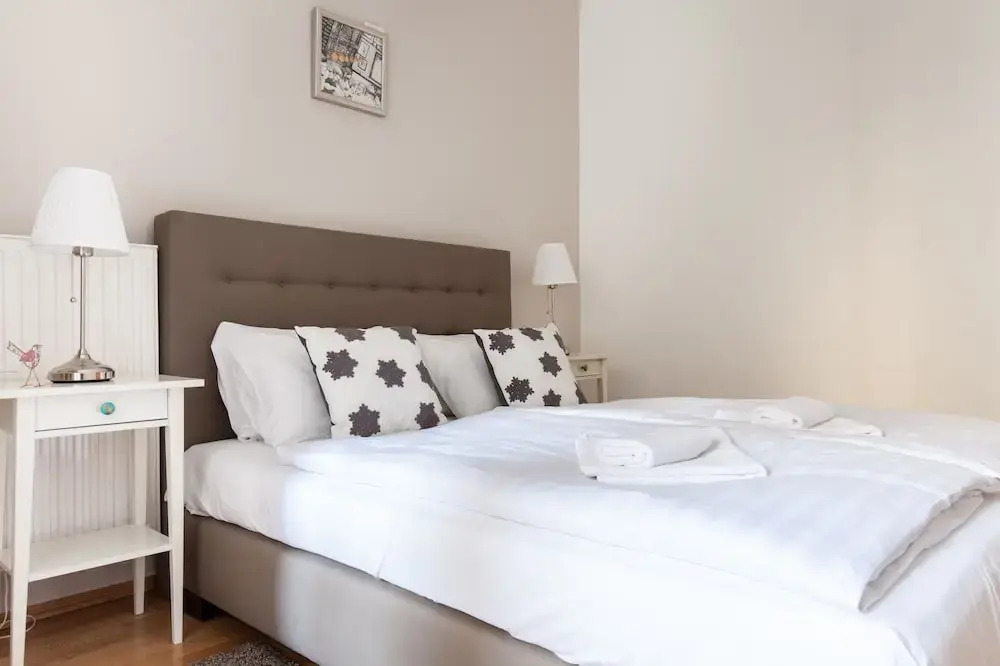 Town Hall Apart-hotel