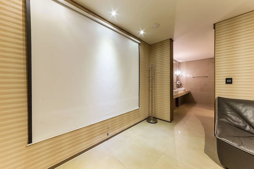 Uijeongbu Latree Hotel