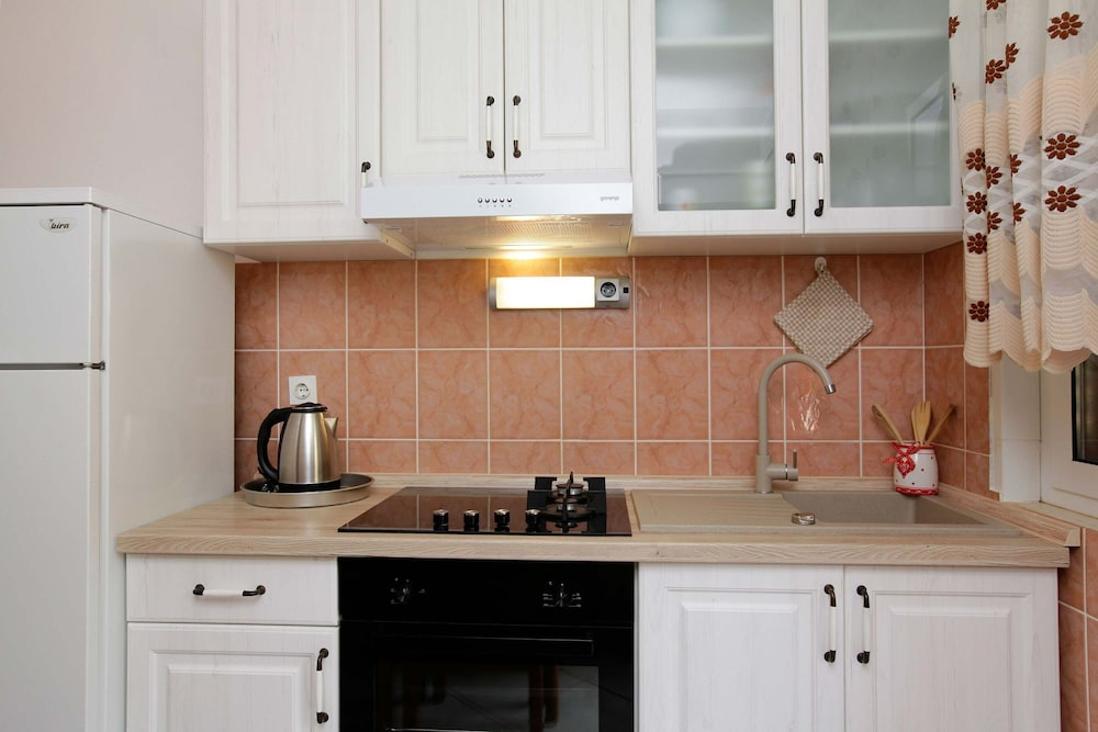 Apartments Doro