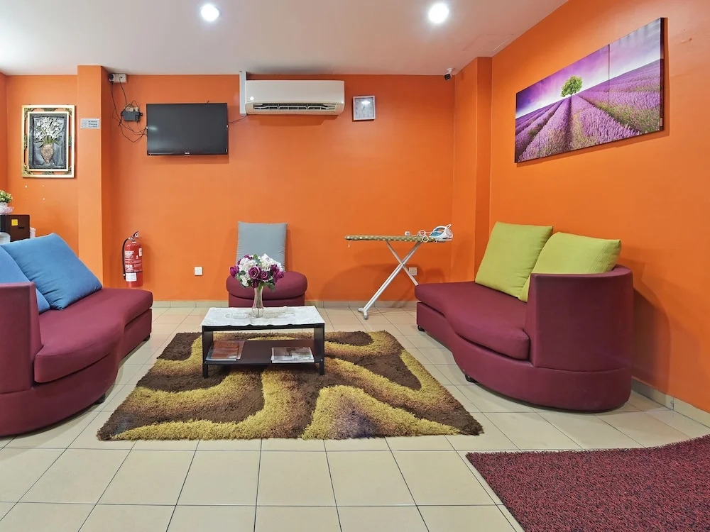 33 Hotel Cheras