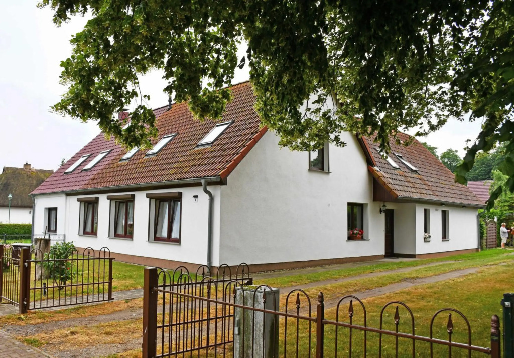 schoene Ferienwohnung mit Terrasse
