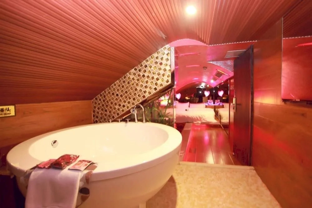 Hangzhou Jade Theme Hotel
