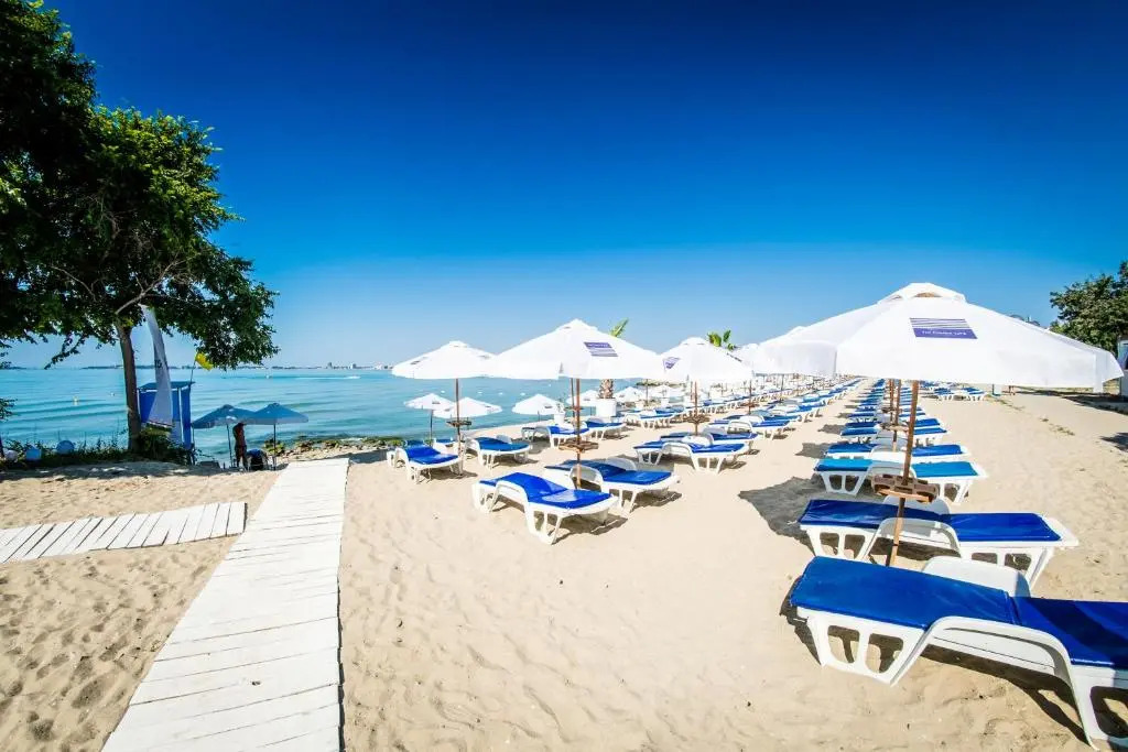 Prestige Sands Resort