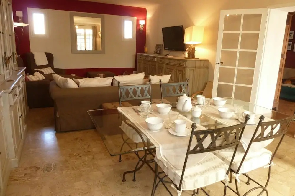 House With 5 Bedrooms in Pernes-les-fontaines, With Private Pool, Furn