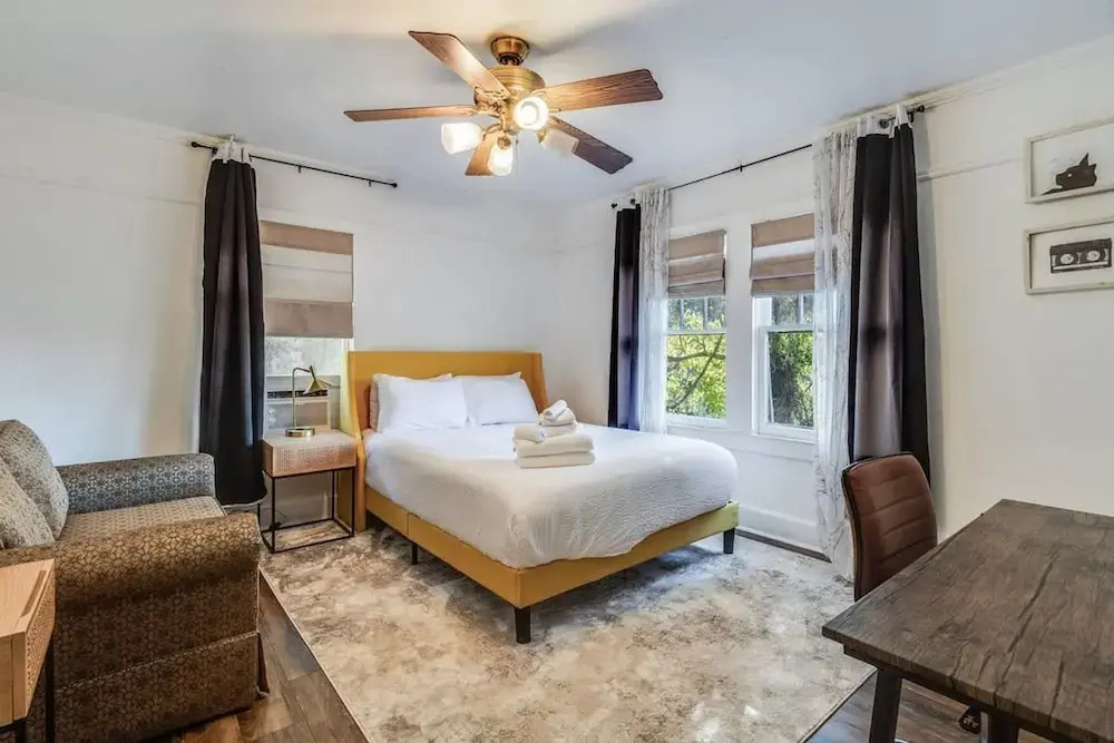 Jefferson Flat - Guest Room