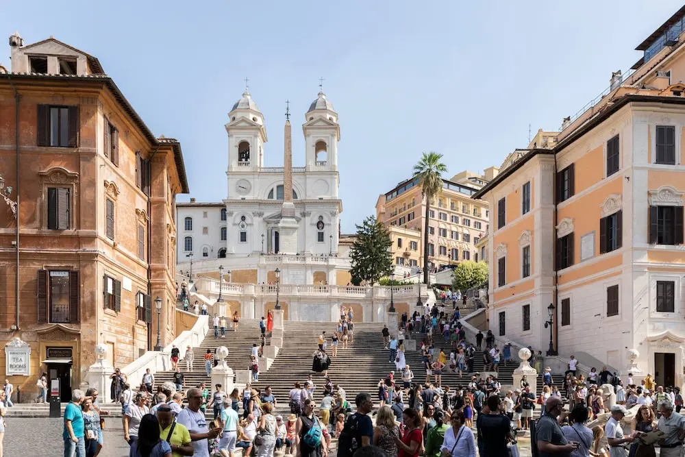 Sonder at Via Croce