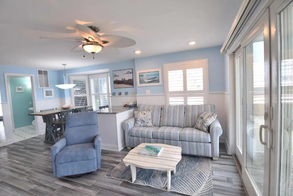Oceanfront Avalon Home Steps Away From Town