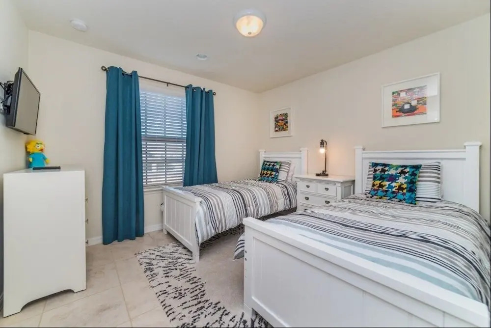 Contemporary 5 Bedroom Townhouse