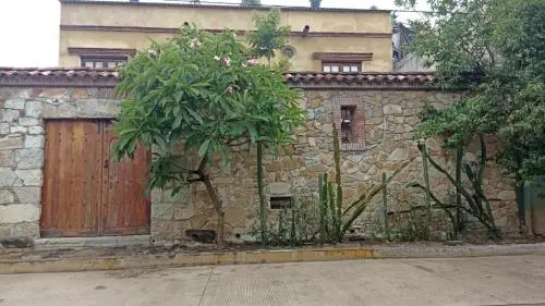 La casona de piedra