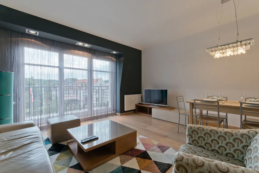 Imperial Apartments - Parkur II
