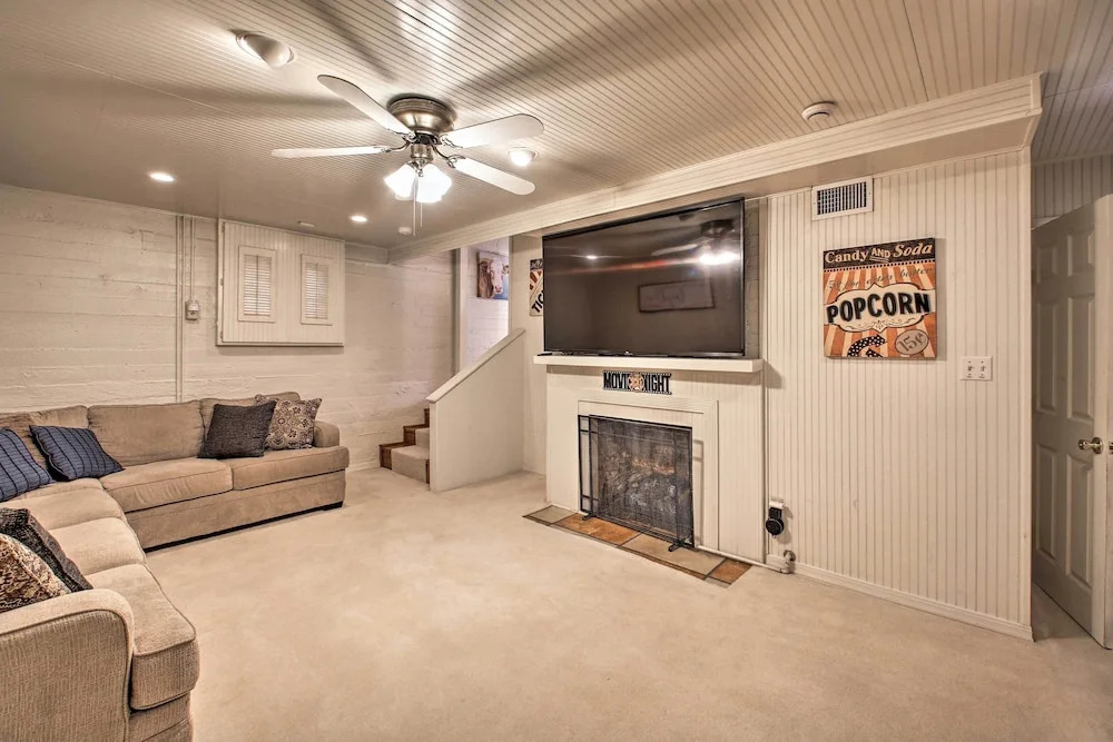 Private Pet-friendly Retreat w/ Pool, Near Oaklawn
