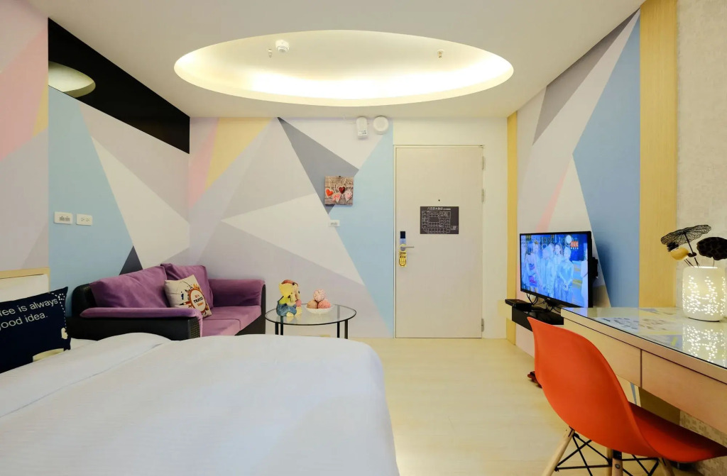 85 Asia Hotel