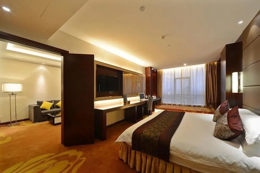Xinyi Holiday Hotel