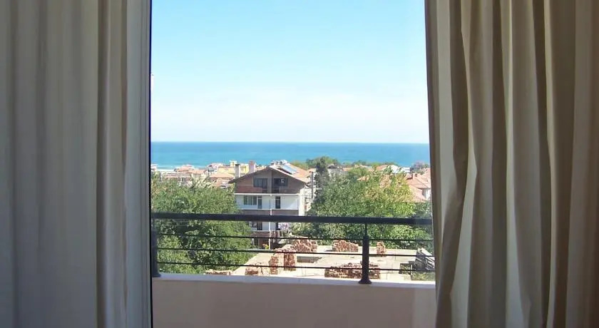 Hotel Akris