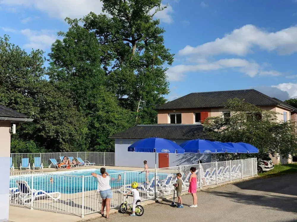Tranquil Escape With Pool