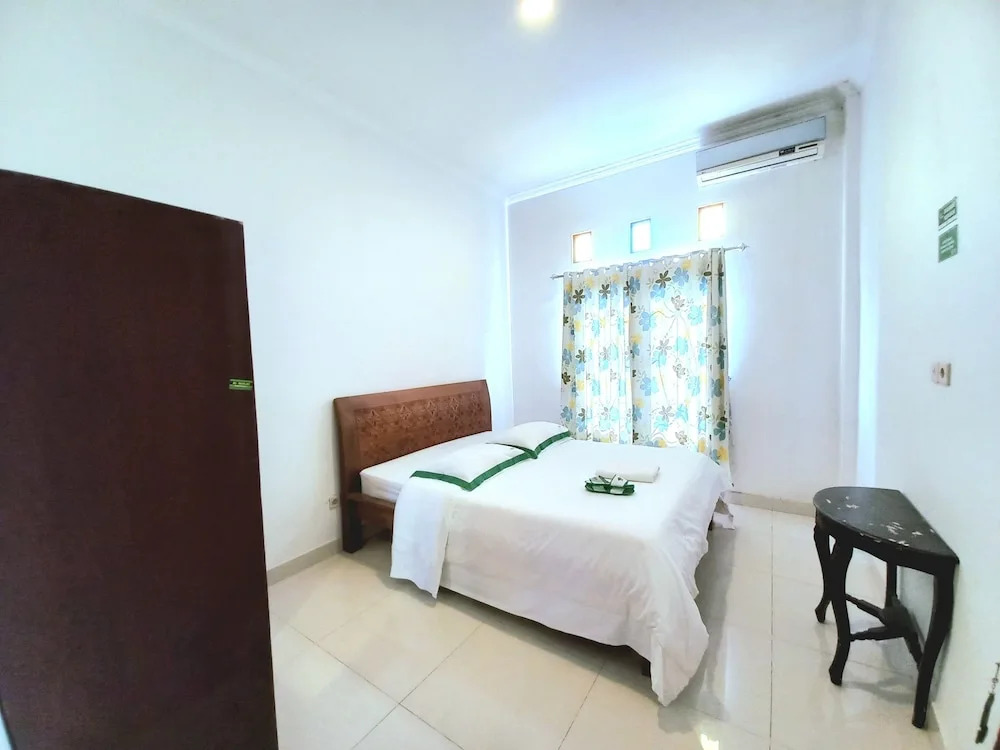 Homestay Syariah Malioboro by Simply Homy