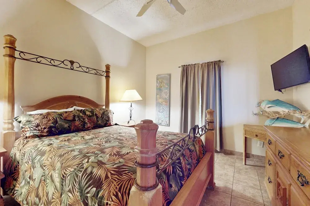 Ground-floor Gulf-view 3br: Suntide III - Unit 106