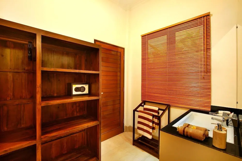 De Liza Villa Seminyak Beachside By Bali Asia Villa