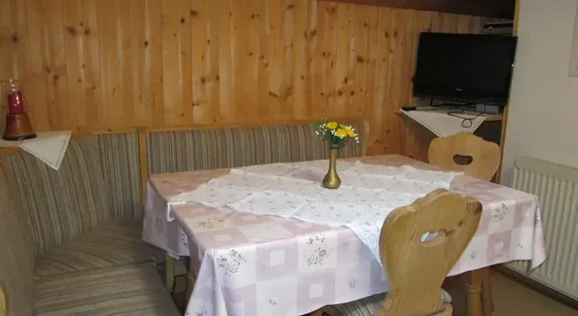 Ferienwohnungen Haus Schett