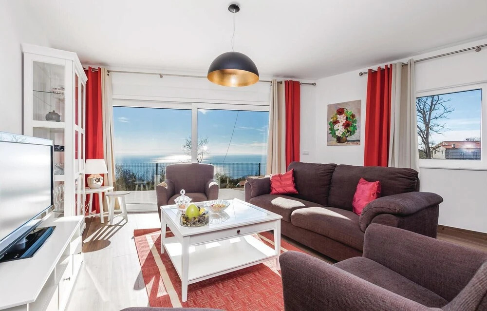 Awesome Home in Opatija with WiFi, Hot Tub & Sauna