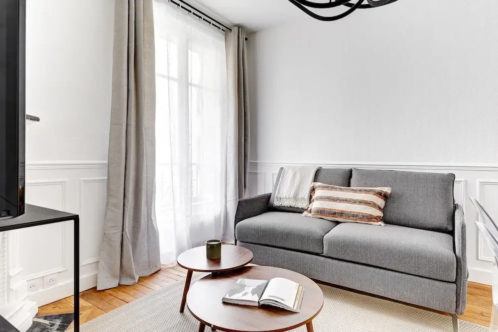 Chic 1BR by Eiffel Tower & Champ de Mars