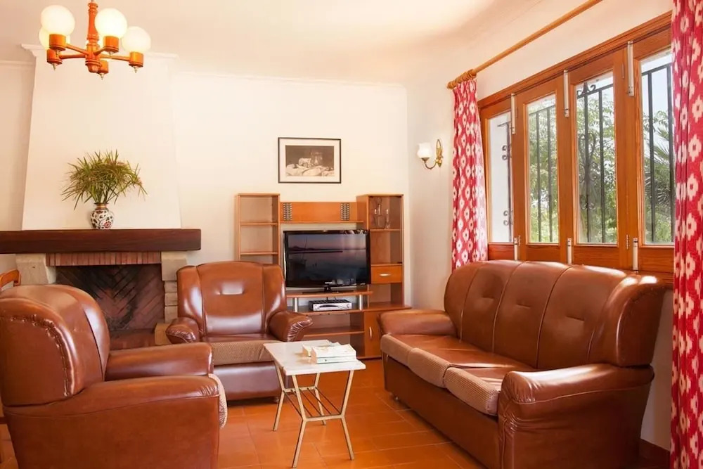 Villa - 3 Bedrooms with Pool and WiFi - 103191
